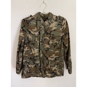 LOVE TREE Camo Print Cargo Top Size Medium